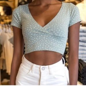 pacsun basics green floral v neck amara top size medium